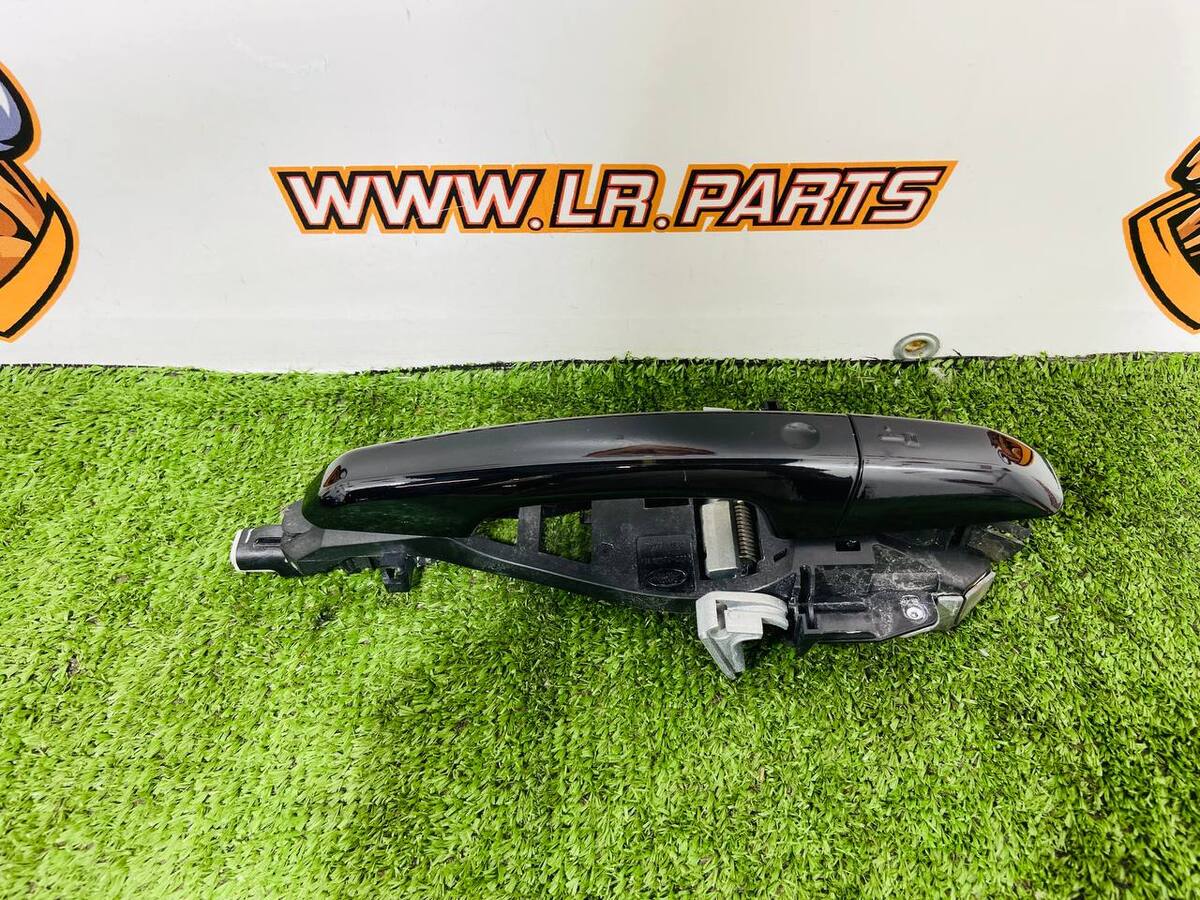 T2H2882LML Osłona klamki RANGE ROVER SPORT L494 13-używana